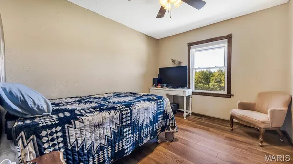 $425,000 | 424 Wild Turkey Lane, Robertsville, MO 63072