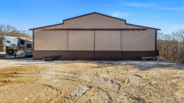 $425,000 | 424 Wild Turkey Lane, Robertsville, MO 63072