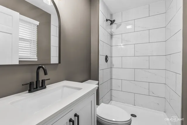 $380,000 | 343 Danbury Drive, Naperville, IL 60565