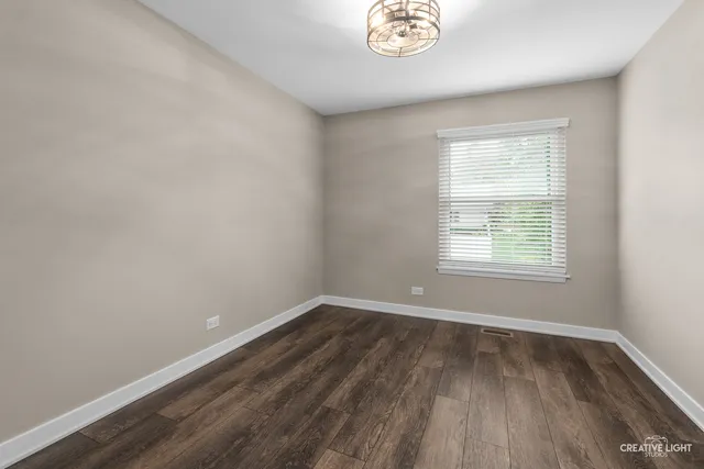 $380,000 | 343 Danbury Drive, Naperville, IL 60565