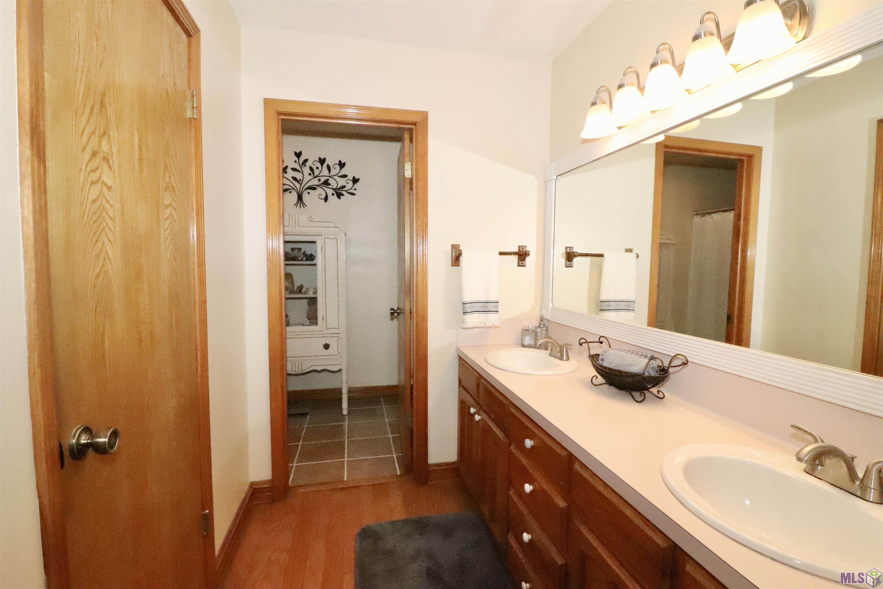 17512 Summerfield N Road Prairieville, LA 70769 - Photo 15 of 37 Gallery Image 15