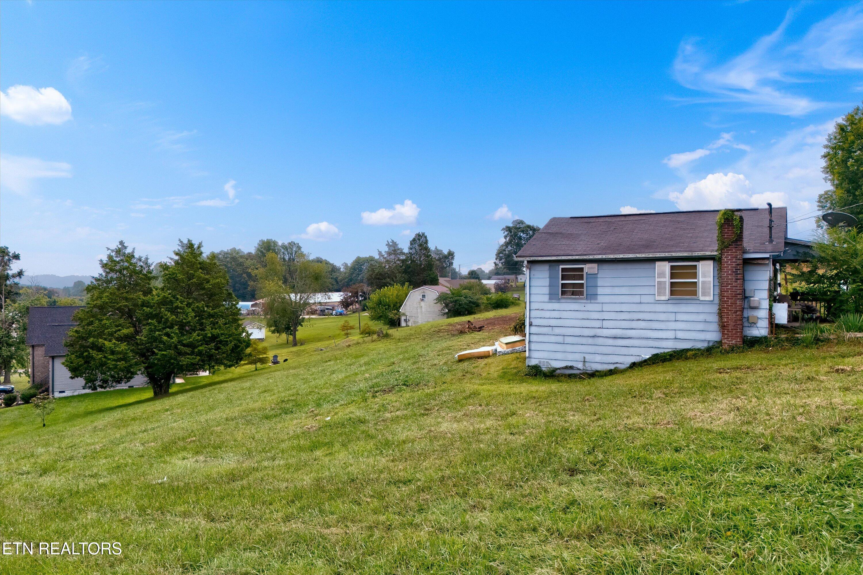 7952 Hill Road Knoxville, TN 37938 - Photo 7 of 25 05-7952 Hill Rd-5