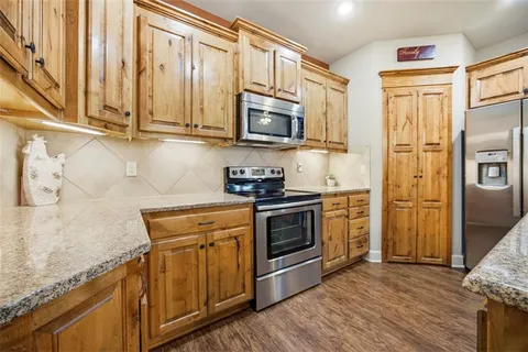 $315,000 | 34097 West 90th Circle, De Soto, KS 66018