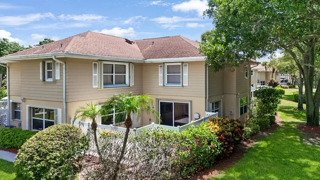 $300,000 | 4604 Roxbury Court, Boynton Beach, FL 33436