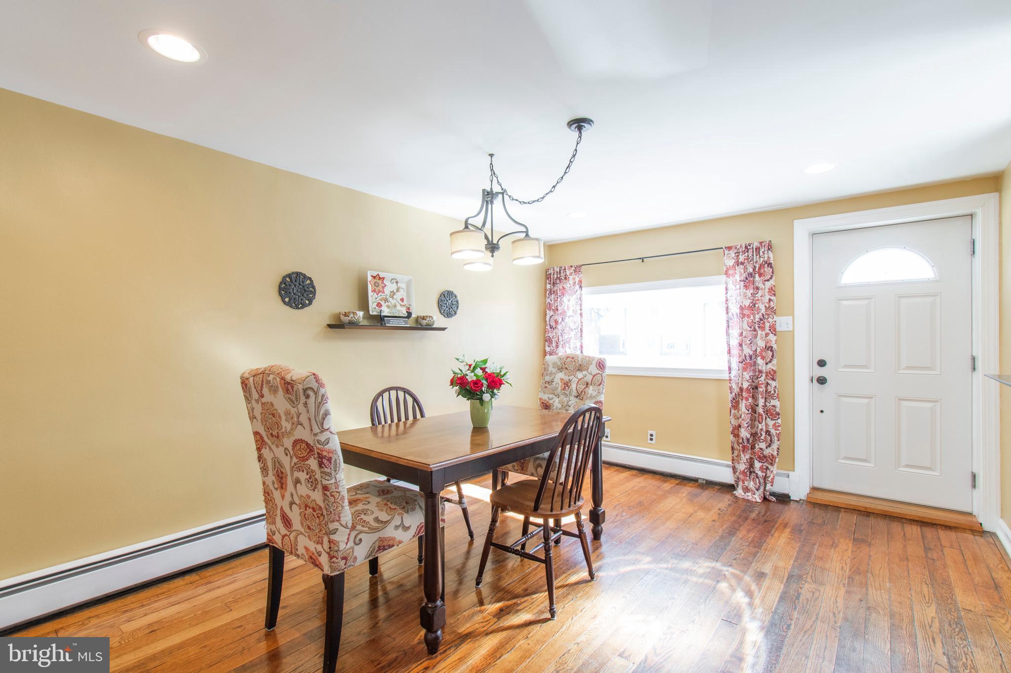 928 Kingsman Road Marcus Hook, PA 19061 - Photo 2 of 30 Living/Dining room with hardwoods