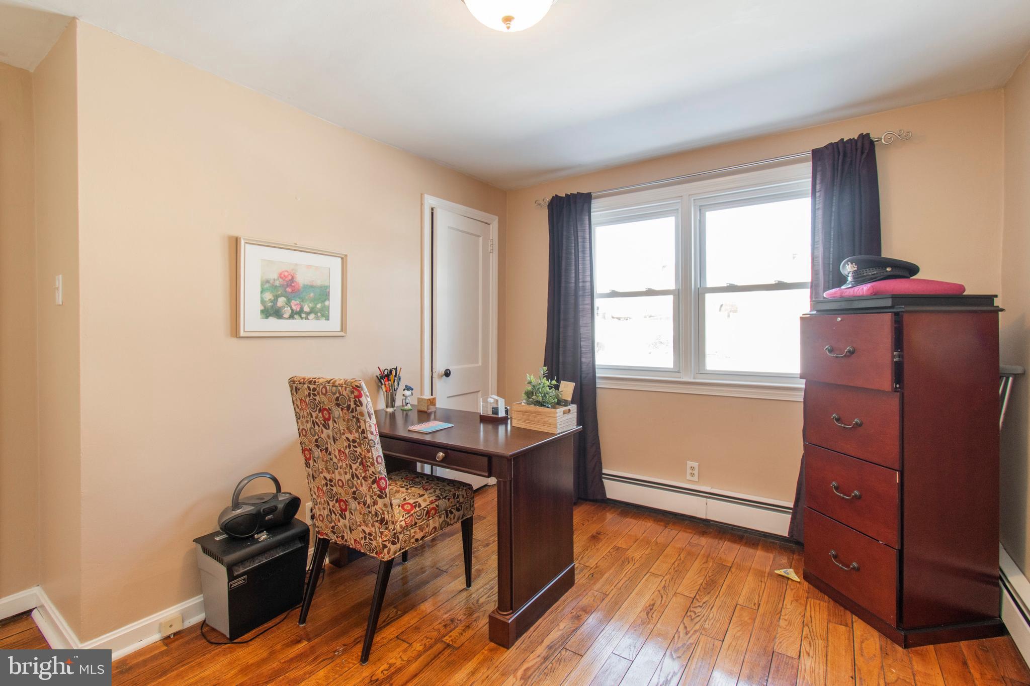 928 Kingsman Road Marcus Hook, PA 19061 - Photo 17 of 30 First floor bedroom or home office