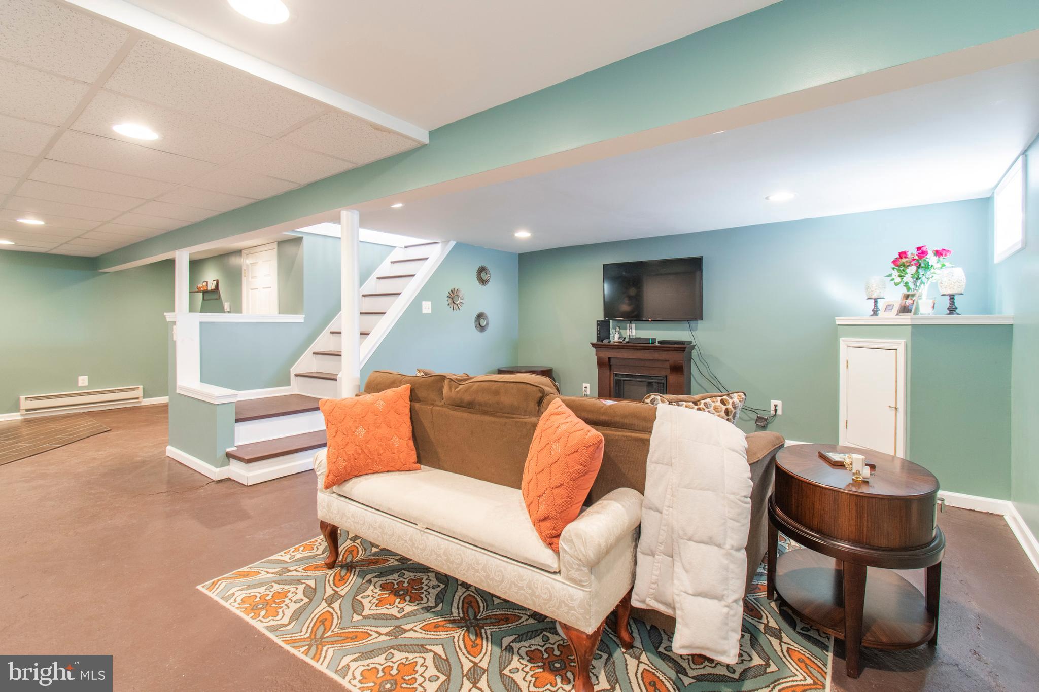 928 Kingsman Road Marcus Hook, PA 19061 - Photo 21 of 30 Lower level family space