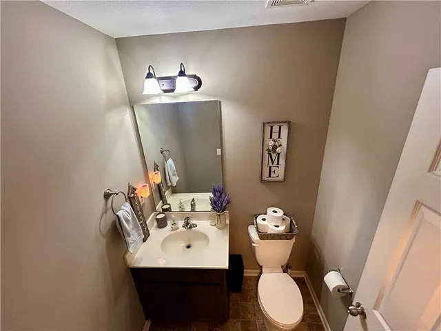 $390,000 | 1710 Rockwater Lane, Kearney, MO 64060