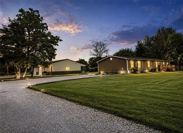 $249,900 | 543 South 5th Street, Wheeling, MO 64688