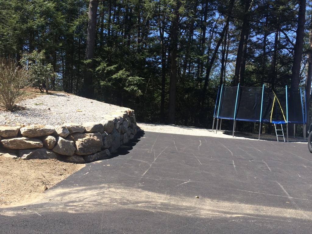 3 Glendale Road Sturbridge, MA 01518 - Photo 4 of 25 Gallery Image 4