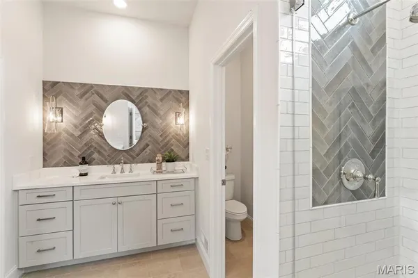 $439,000 | 1 Sherwood @ Stone Canyon, Foristell, MO 63348