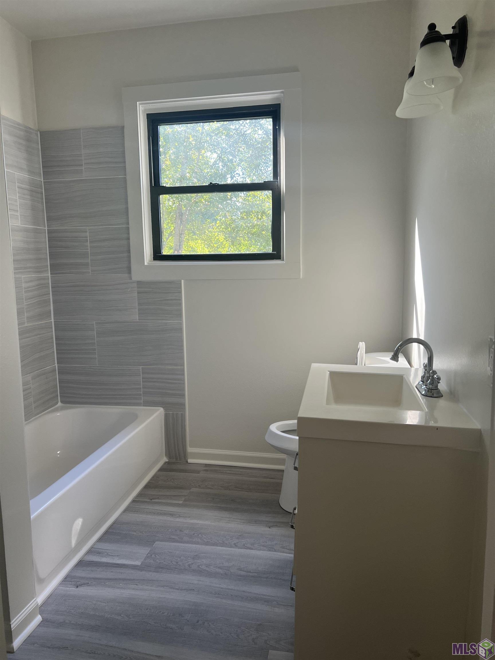 3040 Madison Avenue Baton Rouge, LA 70802 - Photo 5 of 7 Gallery Image 5