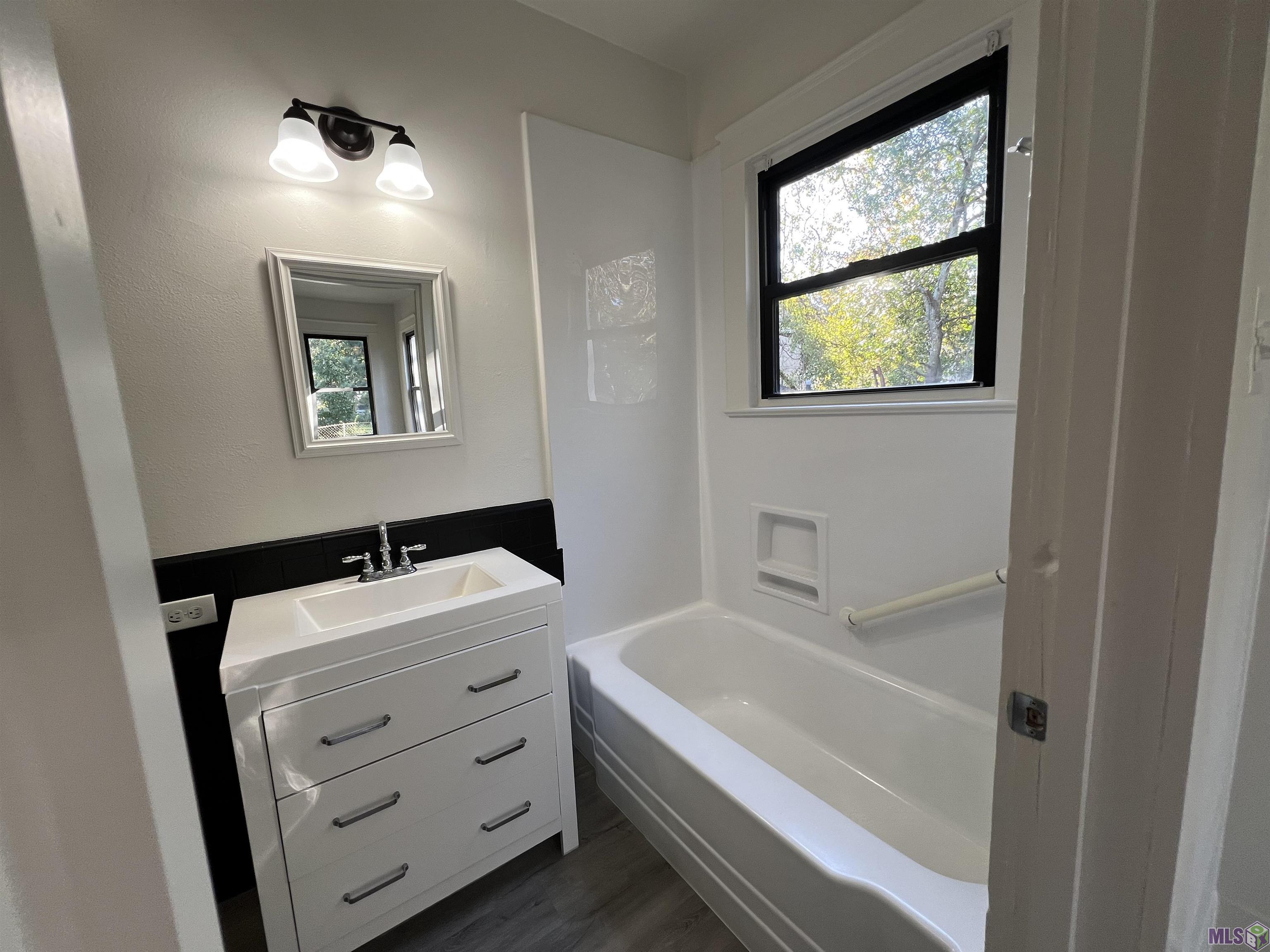 3040 Madison Avenue Baton Rouge, LA 70802 - Photo 7 of 7 Gallery Image 7