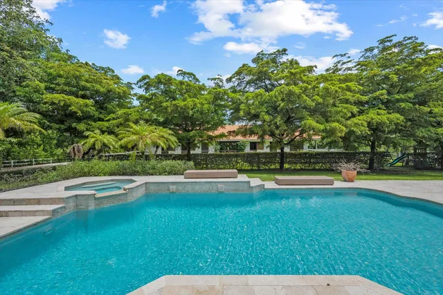 $4,800,000 | 2439 Appaloosa Trail, Wellington, FL 33414