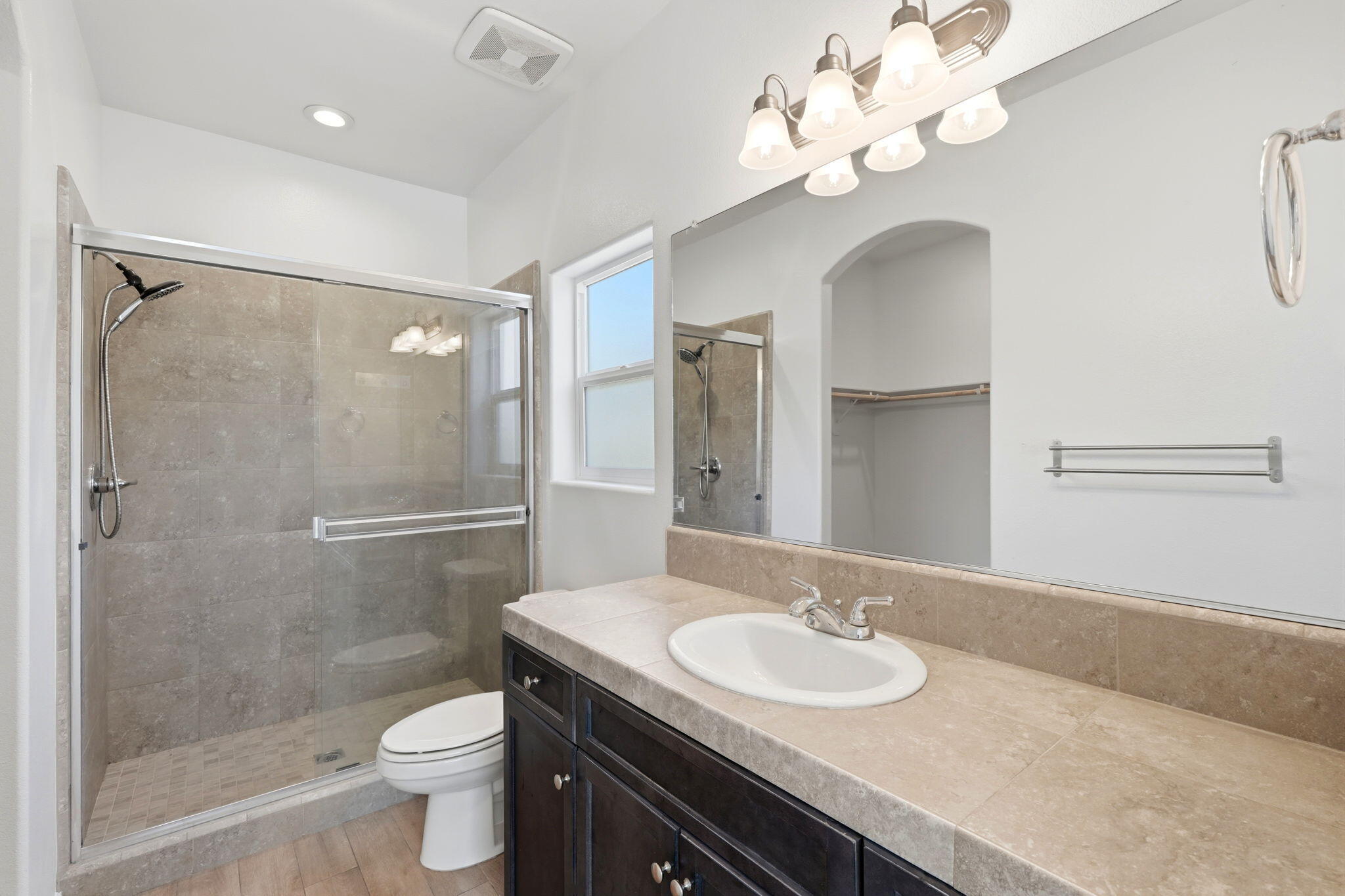 30734 Bellwood Road Visalia, CA 93291 - Photo 27 of 35 33-30734_Bellwood_Rd_032