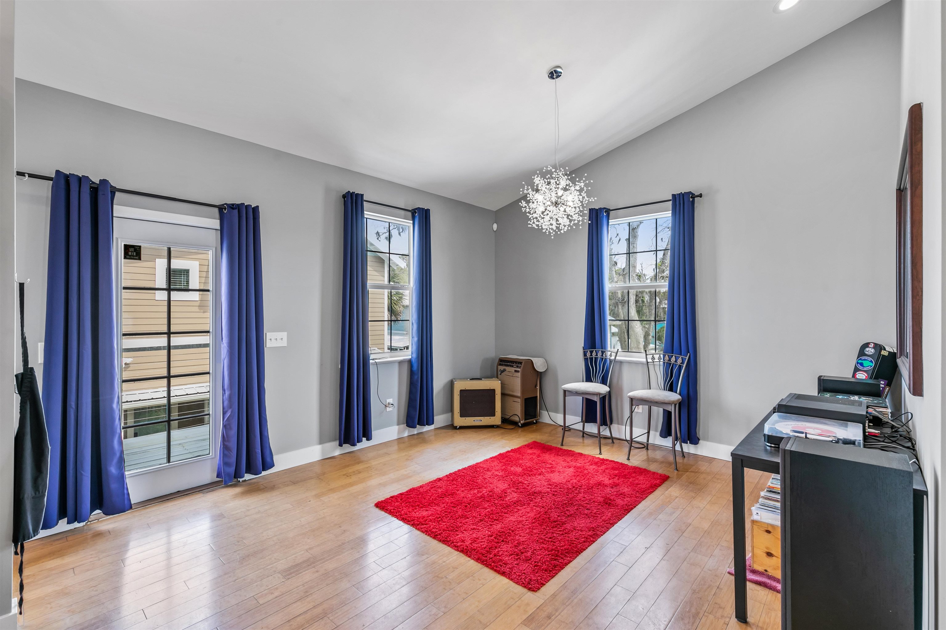28 Spring Street St. Augustine, FL 32084 - Photo 14 of 35 a view of a room with music instruments
