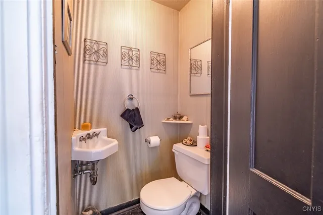 $264,900 | 21 Hillside Avenue, New Hartford, NY 13413