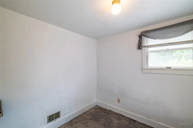 $264,900 | 21 Hillside Avenue, New Hartford, NY 13413