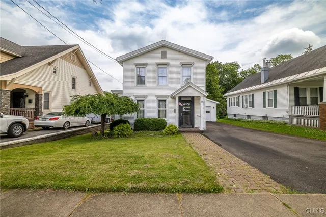 $264,900 | 21 Hillside Avenue, New Hartford, NY 13413