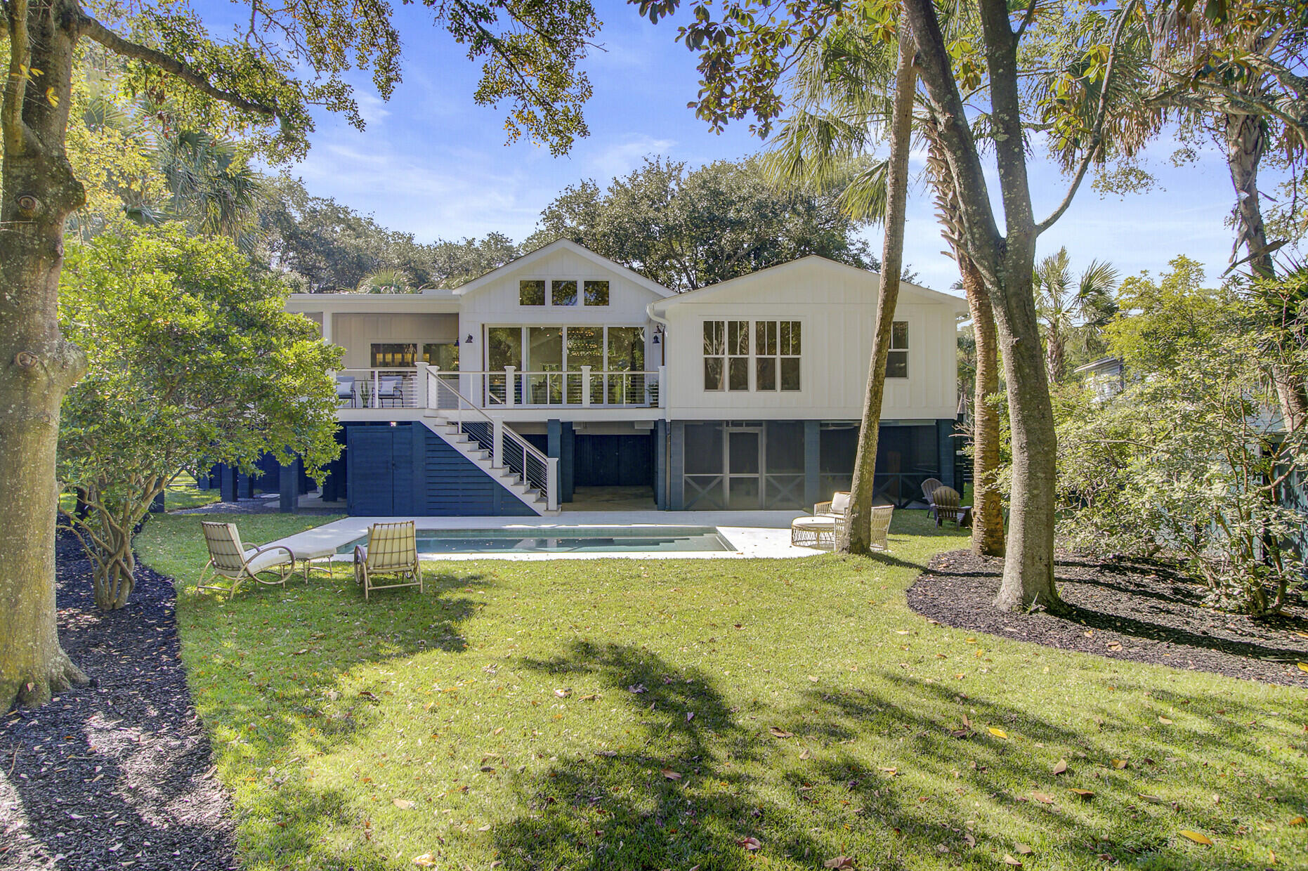 257 Forest Trail Isle of Palms, SC 29451 - Photo 10 of 103 89_89_mls