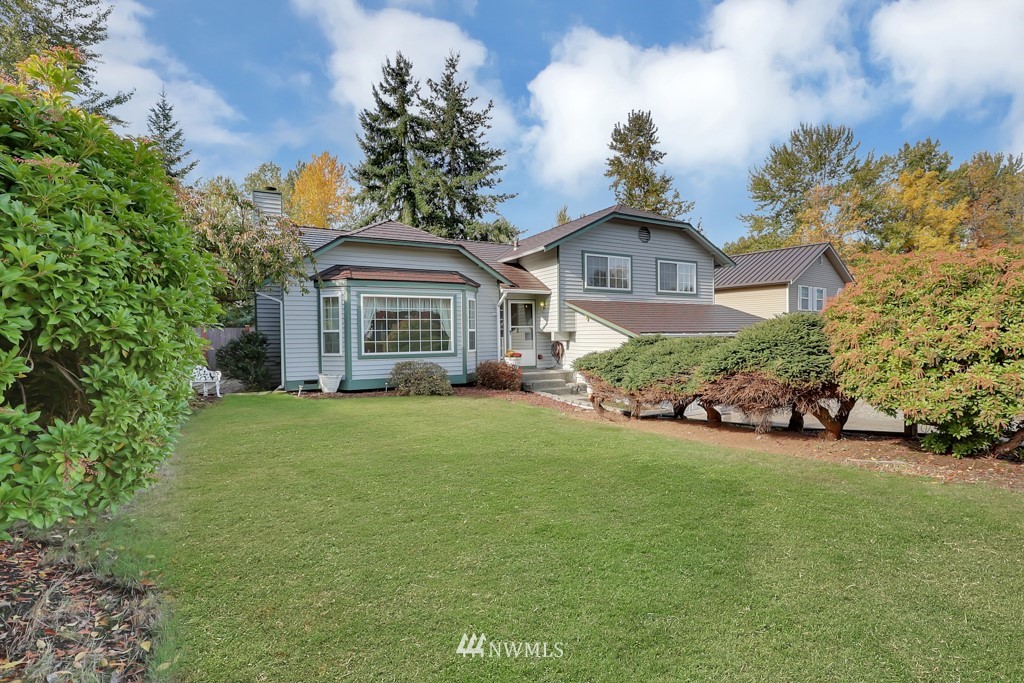 2513 Mill Avenue South Renton, WA 98055 - Photo 1 of 24 Gallery Image 1