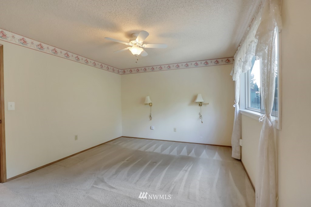 2513 Mill Avenue South Renton, WA 98055 - Photo 11 of 24 Gallery Image 11