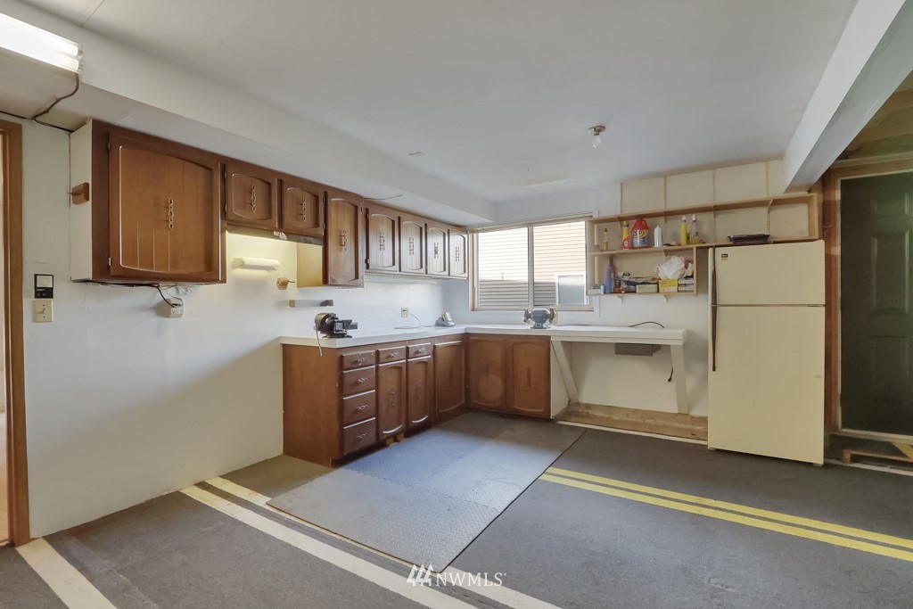 2513 Mill Avenue South Renton, WA 98055 - Photo 16 of 24 Gallery Image 16