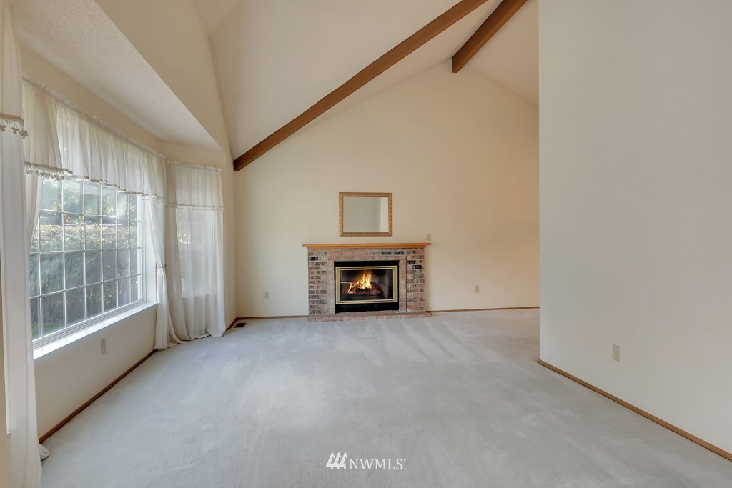 2513 Mill Avenue South Renton, WA 98055 - Photo 4 of 24 Gallery Image 4