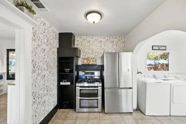 $330,000 | 4037 42nd Street, Sacramento, CA 95820