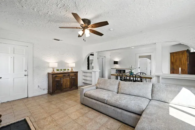 $330,000 | 4037 42nd Street, Sacramento, CA 95820