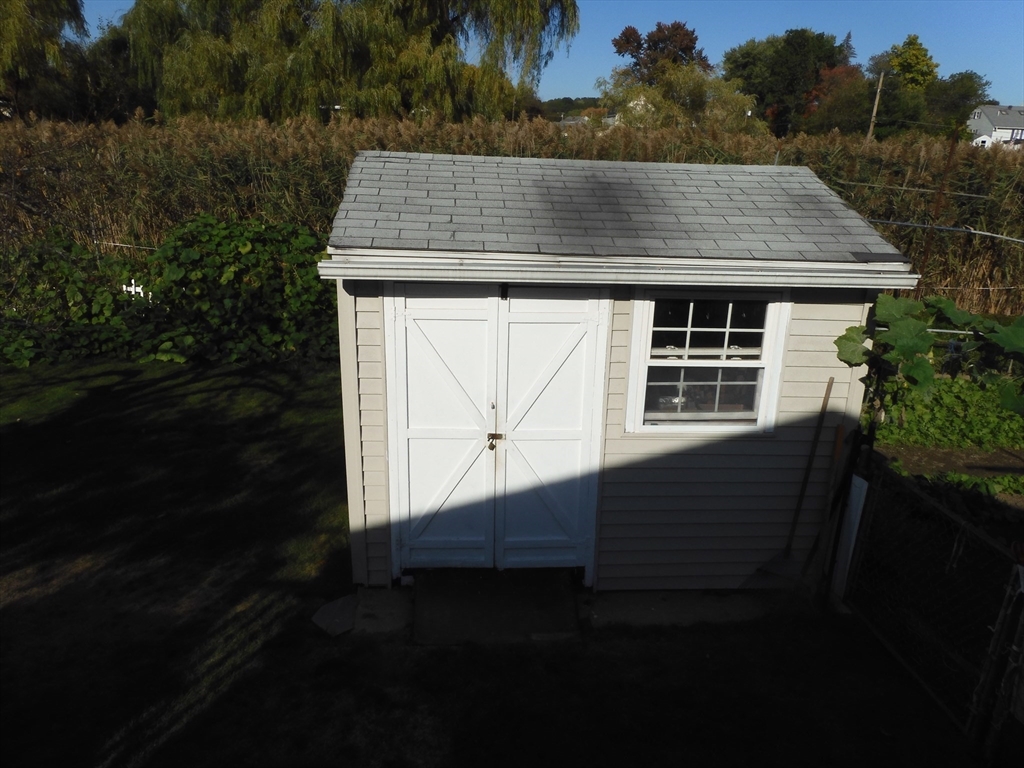 22 Derry Road Methuen, MA 01844 - Photo 28 of 38 Gallery Image 28