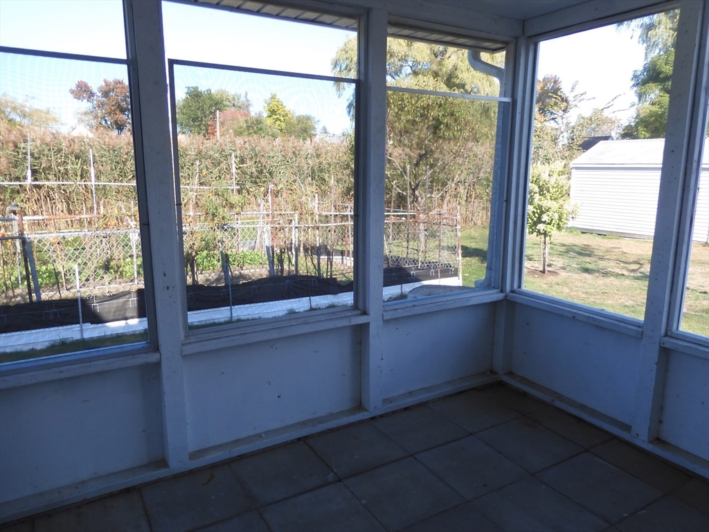 22 Derry Road Methuen, MA 01844 - Photo 34 of 38 Gallery Image 34