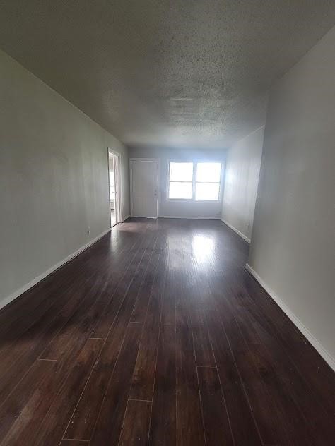 5318 Chennault Road Houston, TX 77033 - Photo 6 of 15