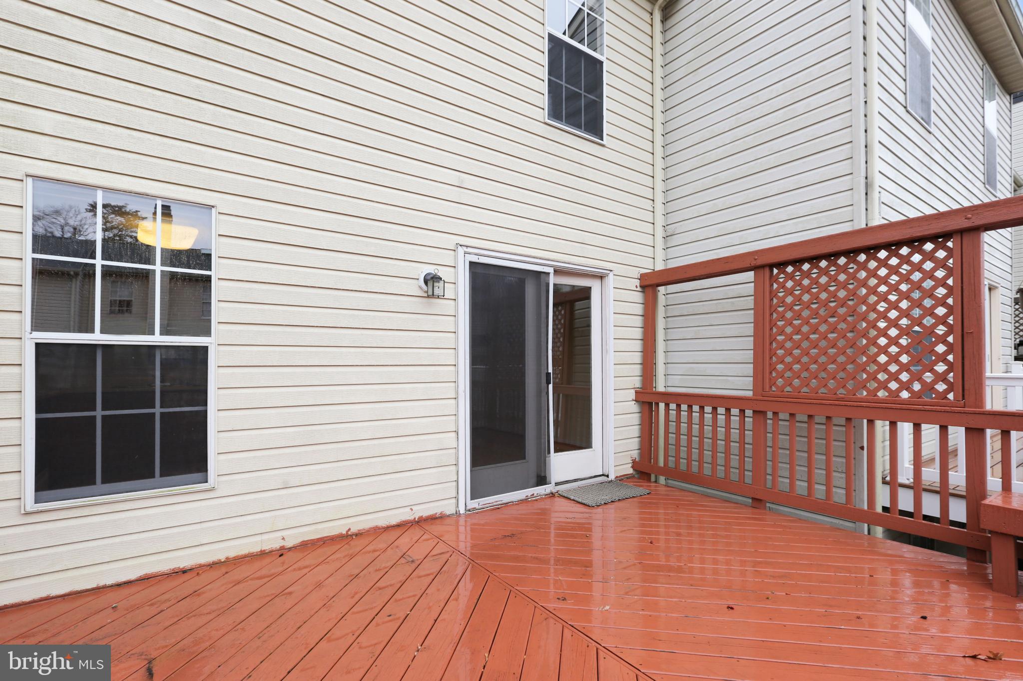 5306 Kelmscot Road Baltimore, MD 21237 - Photo 31 of 35 Rear Deck