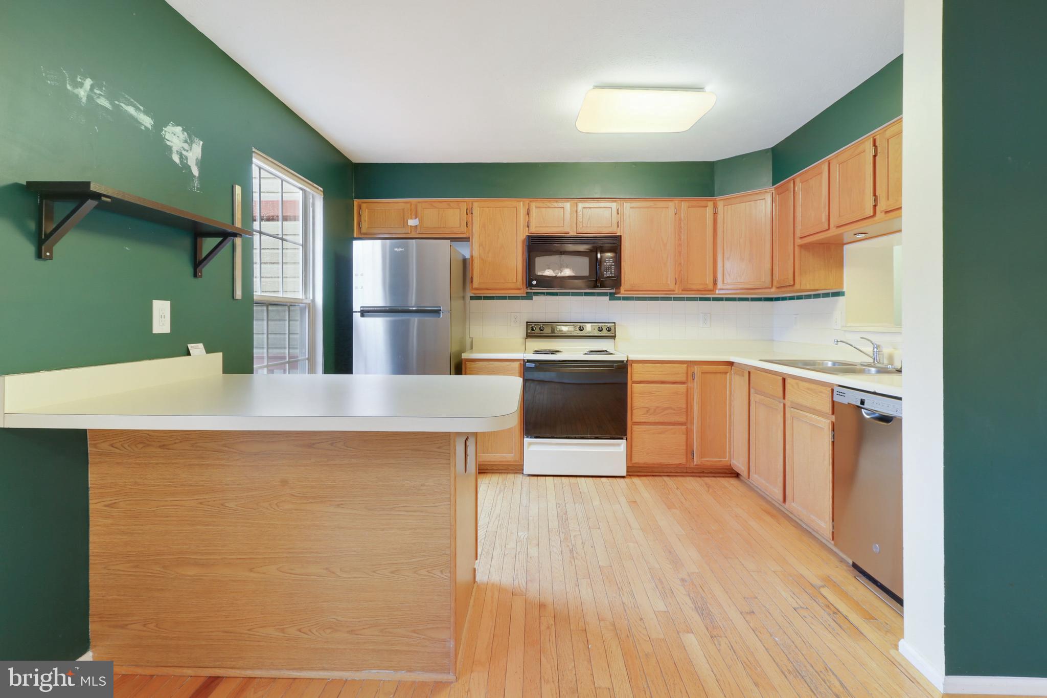 5306 Kelmscot Road Baltimore, MD 21237 - Photo 10 of 35 Kitchen
