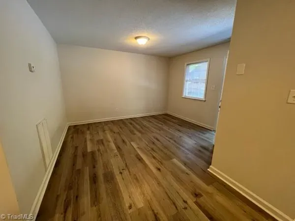 $925 | 220 Pitts Street, Unit A, Kernersville, NC 27284