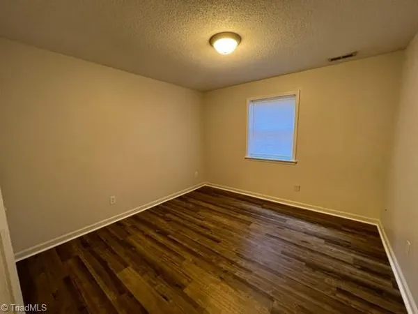 $925 | 220 Pitts Street, Unit A, Kernersville, NC 27284