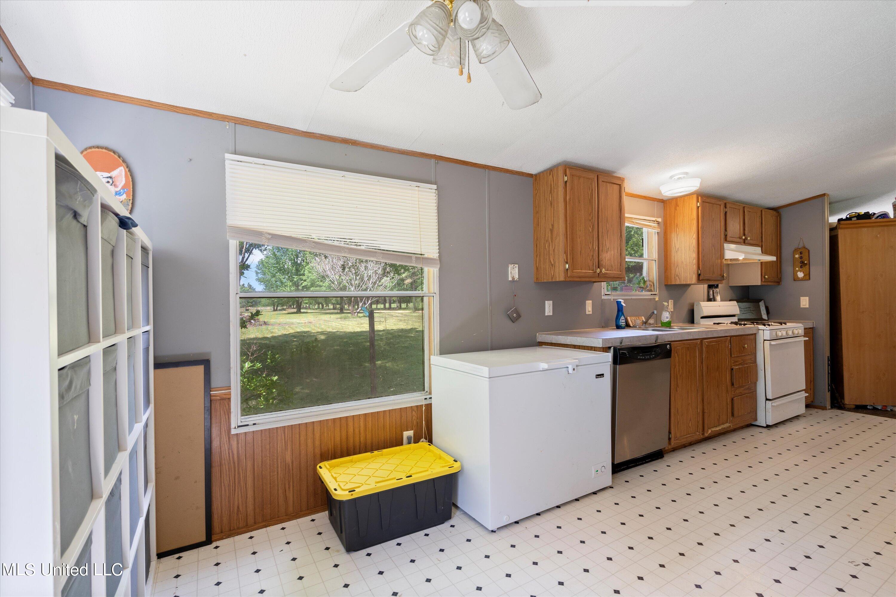 260 Leewood Road Holly Springs, MS 38635 - Photo 13 of 22 16-DSC2956