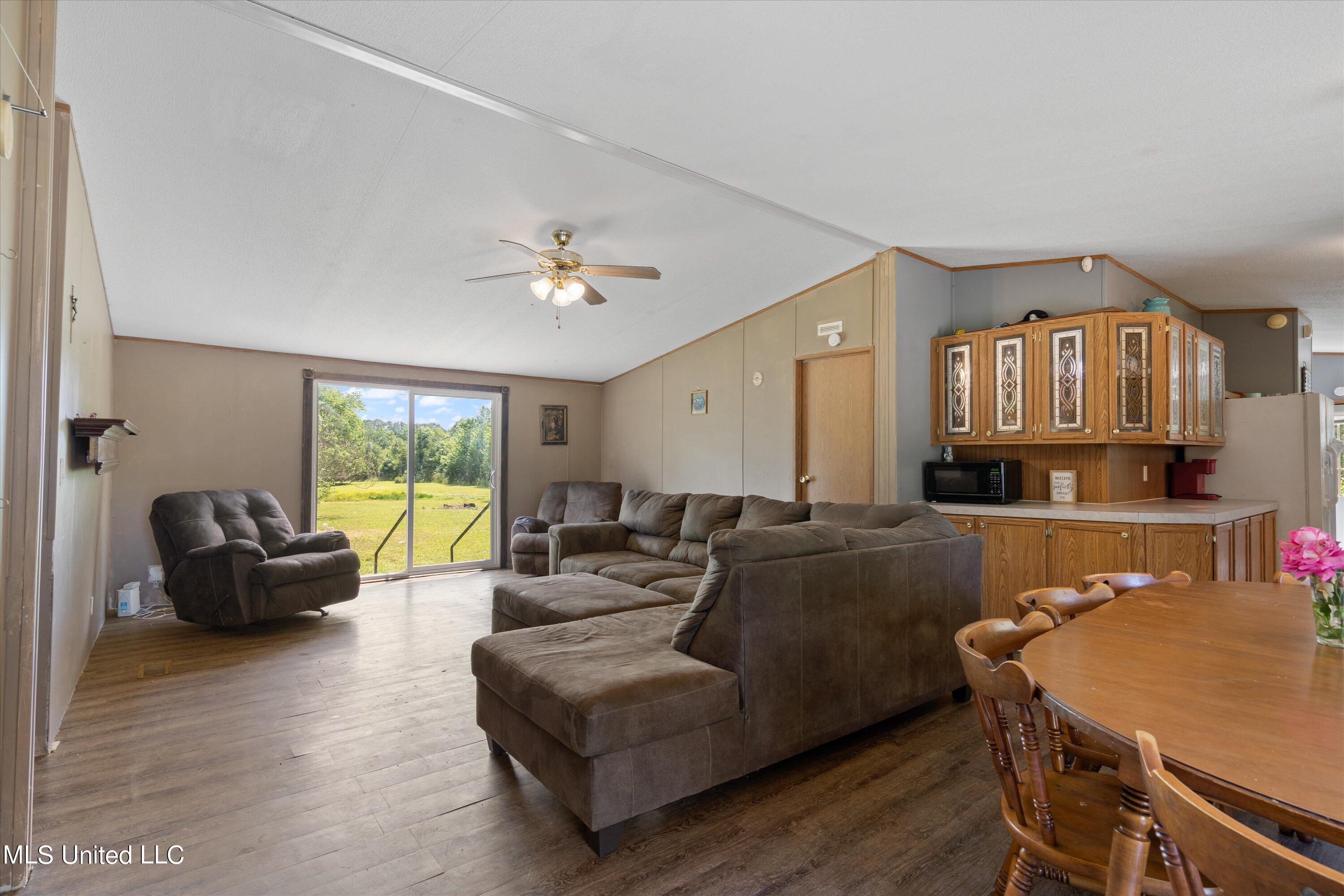 260 Leewood Road Holly Springs, MS 38635 - Photo 7 of 22 07-DSC2911