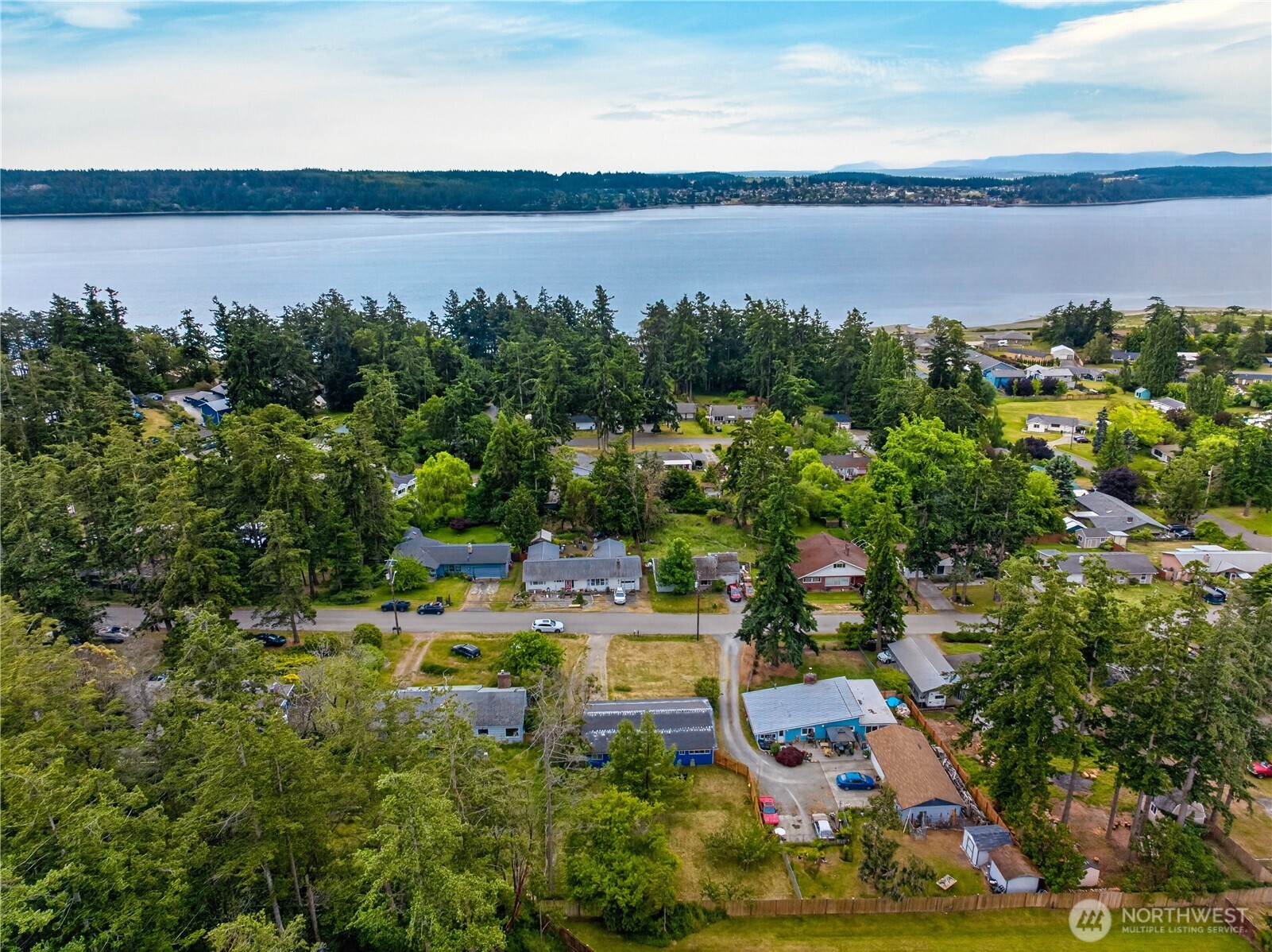 1056 View Ridge Drive Oak Harbor, WA 98277 - Photo 3 of 38