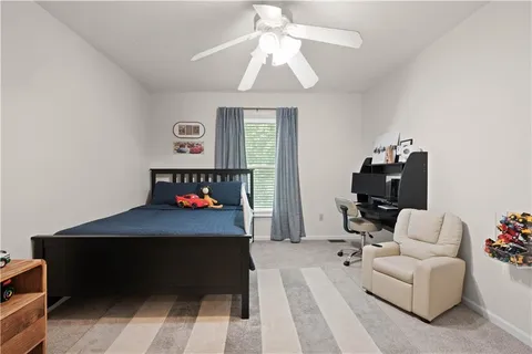 $470,000 | 9413 Hall Drive, Lenexa, KS 66219
