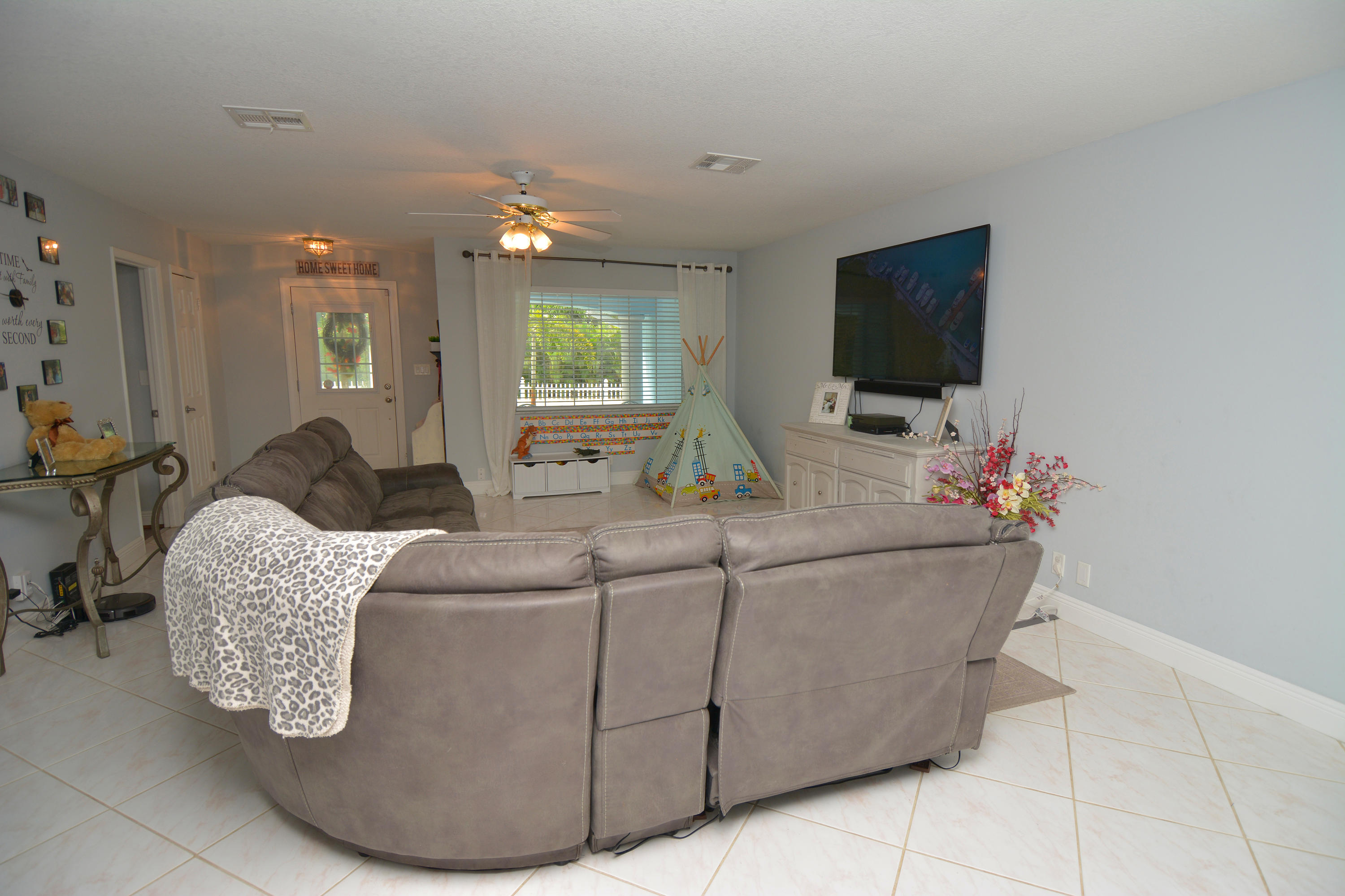 2473 Southwest Murphy Road Palm City, FL 34990 - Photo 16 of 28 C 2018 MBP 111918 2473 SW Murphy Rd (31)