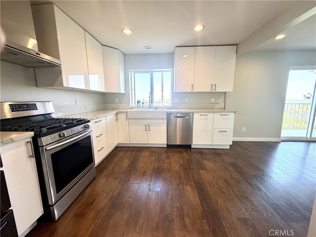 4214 Barrett Road Los Angeles, CA 90032 - Photo 3 of 29
