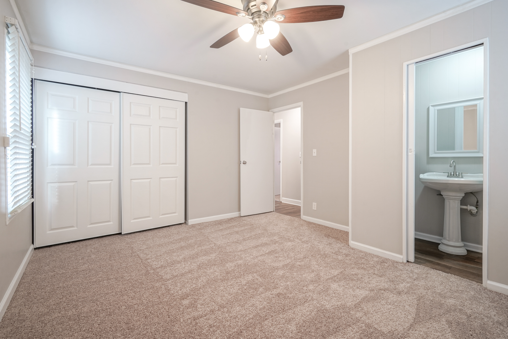 2532 Sickle Road Indianapolis, IN 46219 - Photo 13 of 22 Gallery Image 13
