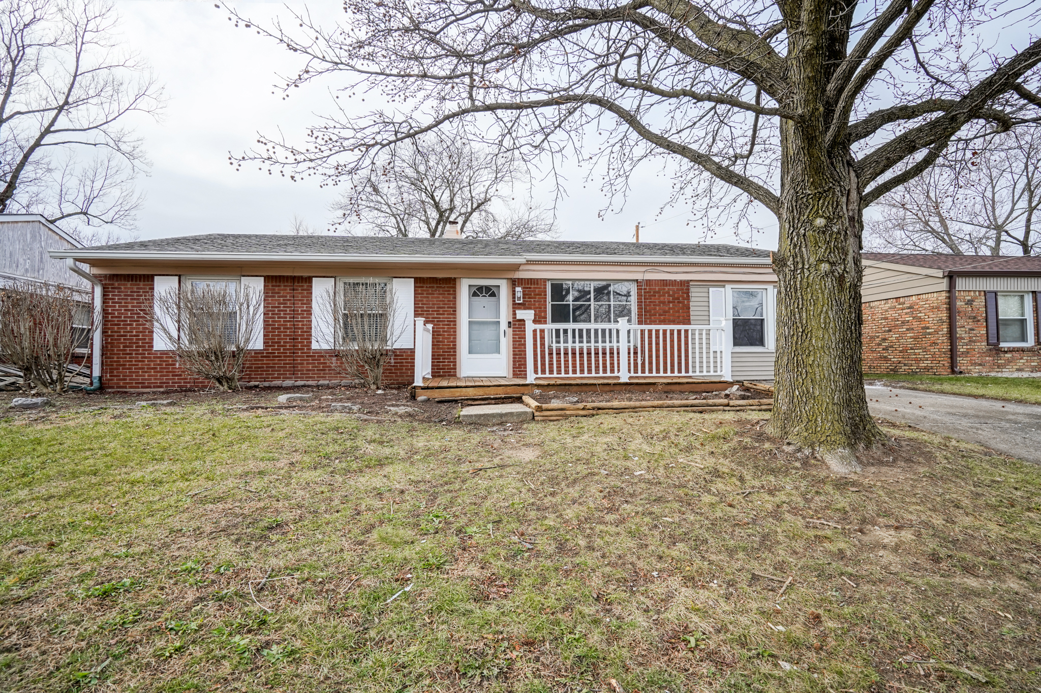 2532 Sickle Road Indianapolis, IN 46219 - Photo 2 of 22 Gallery Image 2