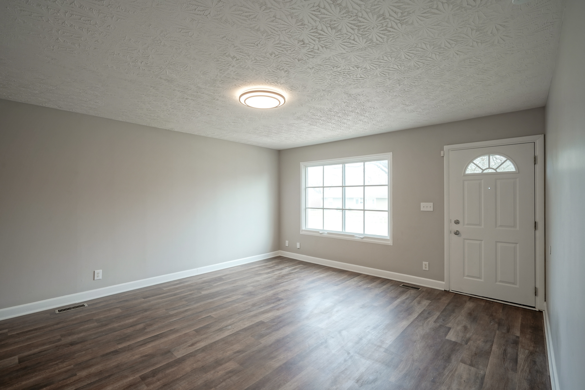 2532 Sickle Road Indianapolis, IN 46219 - Photo 5 of 22 Gallery Image 5