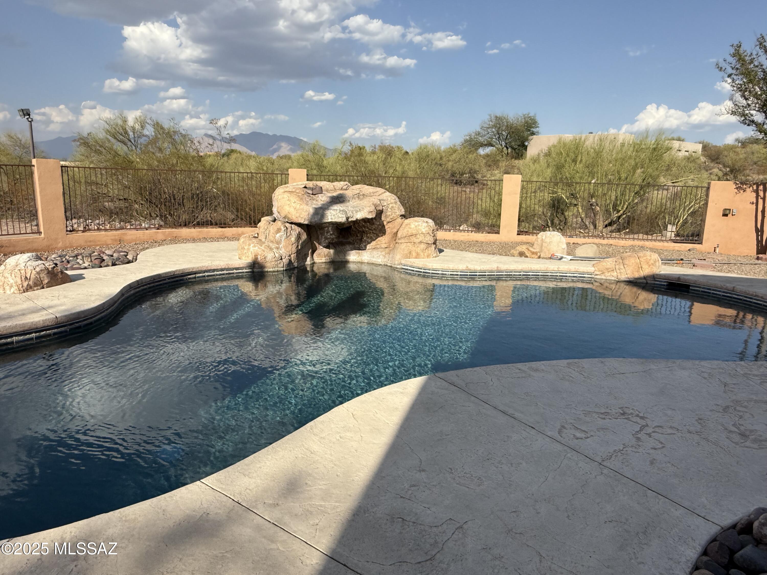 6200 North Abington Road Tucson, AZ 85743 - Photo 35 of 40 Pool 3