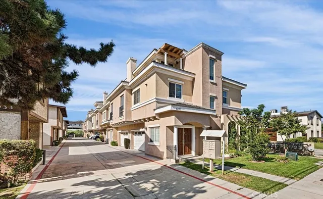 $799,000 | 1927 Strathmore Avenue, Unit G, San Gabriel, CA 91776