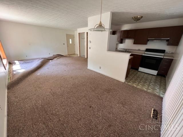 4833 Stoneybrook Road Cincinnati, OH 45244 - Photo 7 of 27 Gallery Image 7