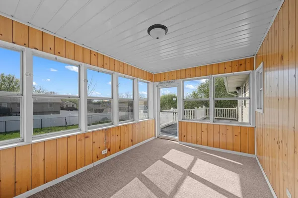 a view of a large window with an outdoor space